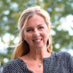 Meet your Posher, Julie gochar